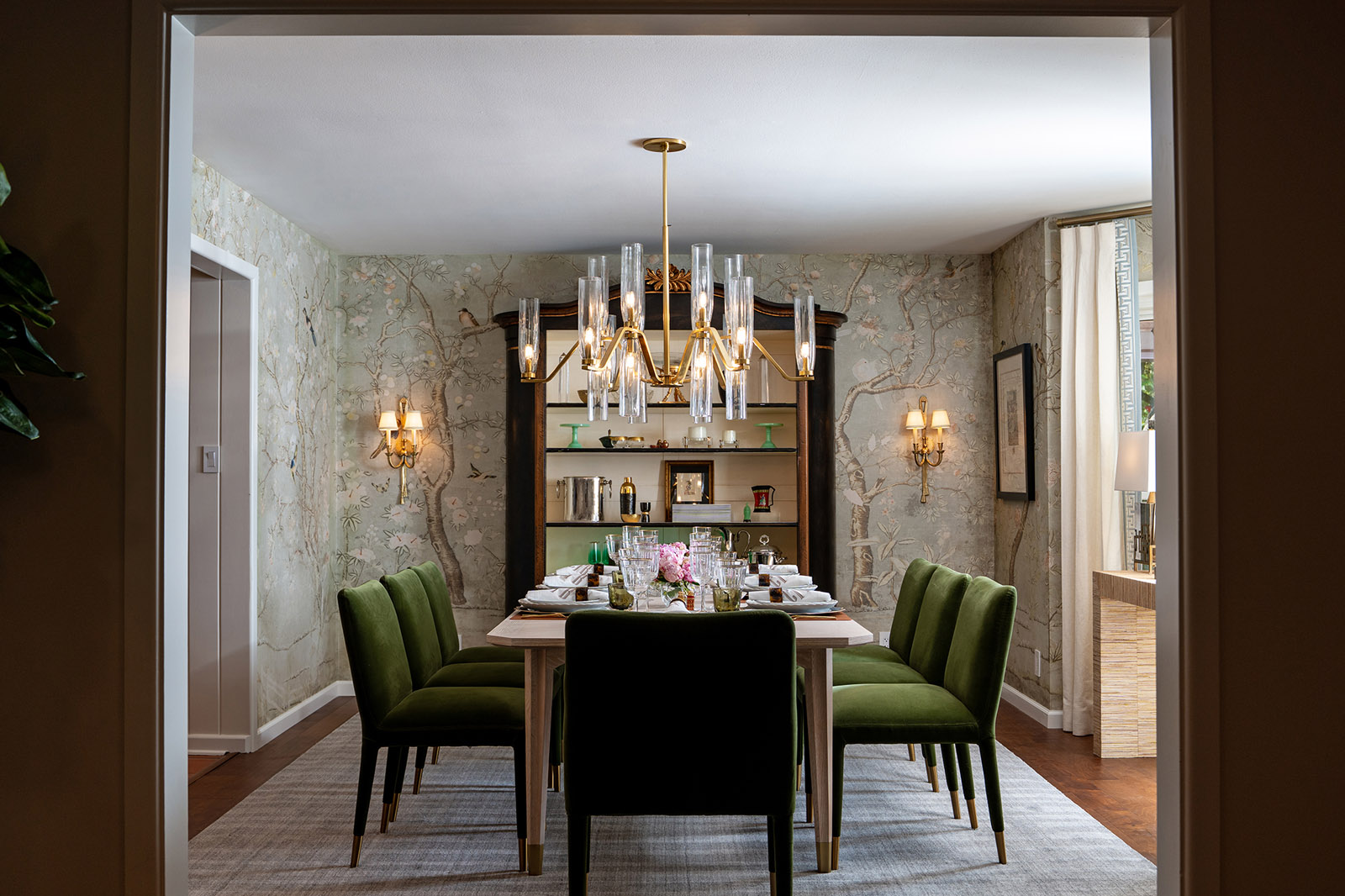 Castle Hills interior design by Chula Bee Design