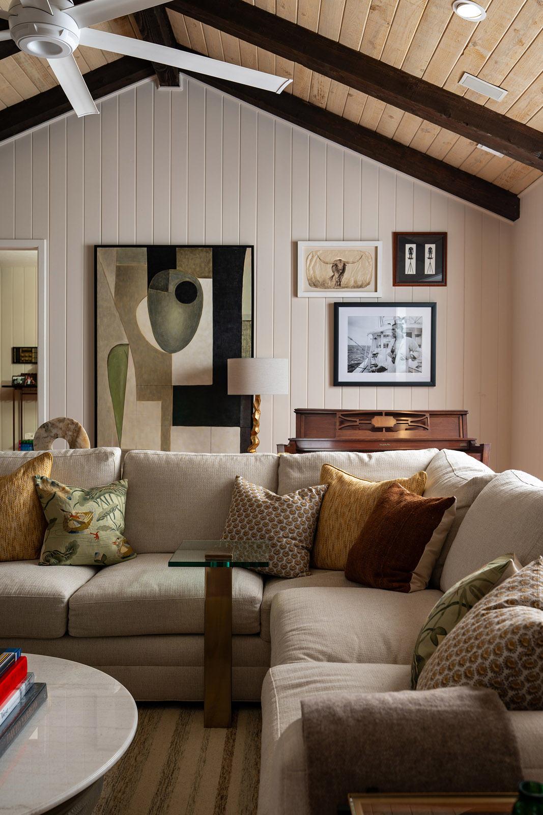 Castle Hills interior, image 9, by Chula Bee Design