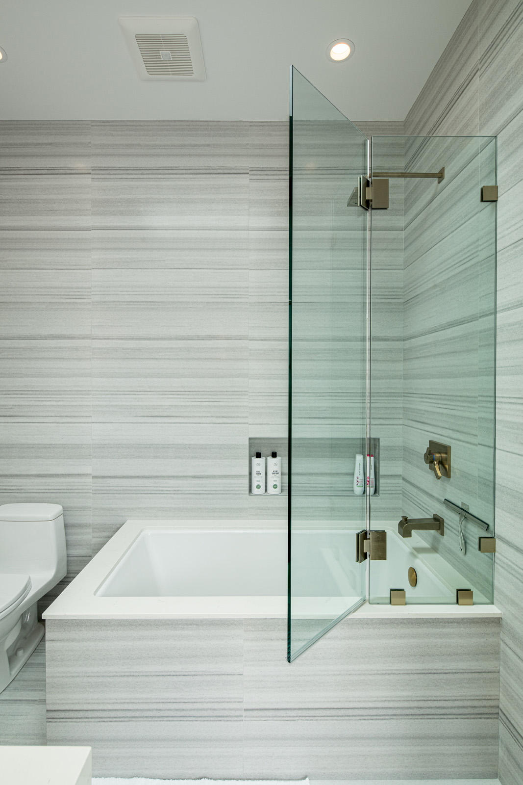 Patrician interior, image 12, by Chula Bee Design