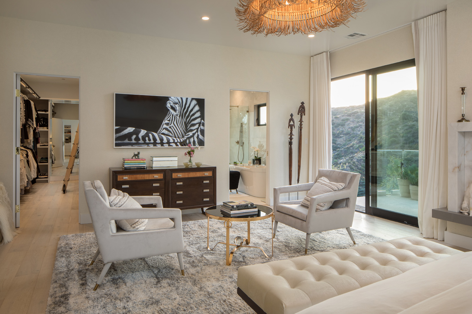 Patrician interior, image 22, by Chula Bee Design
