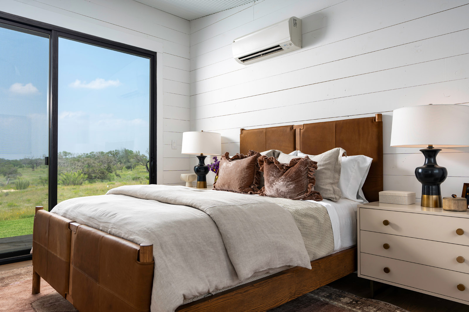 Stonewall Ranch interior, image 7, by Chula Bee Design